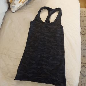 Lululemon yoga tank top